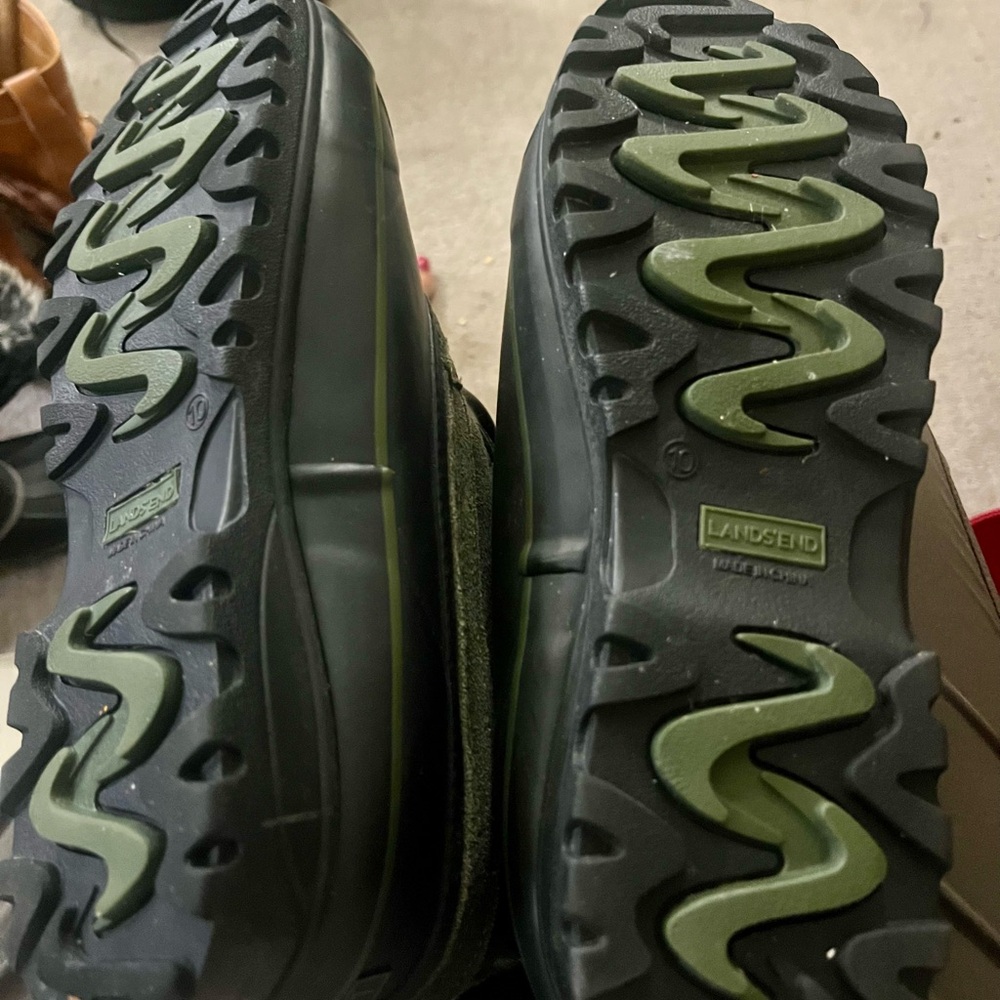 Lands' End Squall Insulated Green and Gray Winter Boots with Faux Fur - Picture 3 of 4